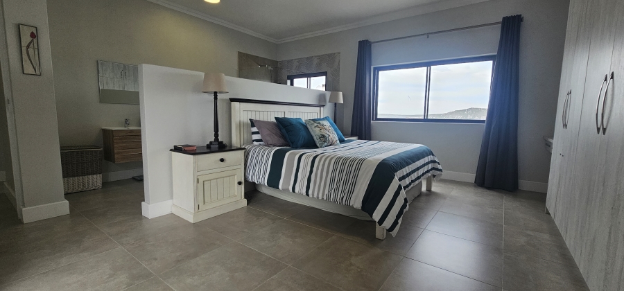 5 Bedroom Property for Sale in Myburgh Park Western Cape